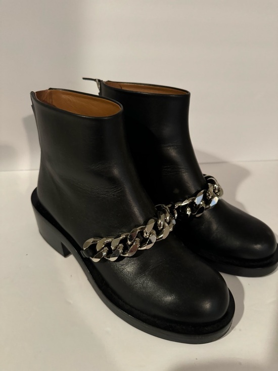 Givenchy Accessories - Givenchy Chain Boots 37